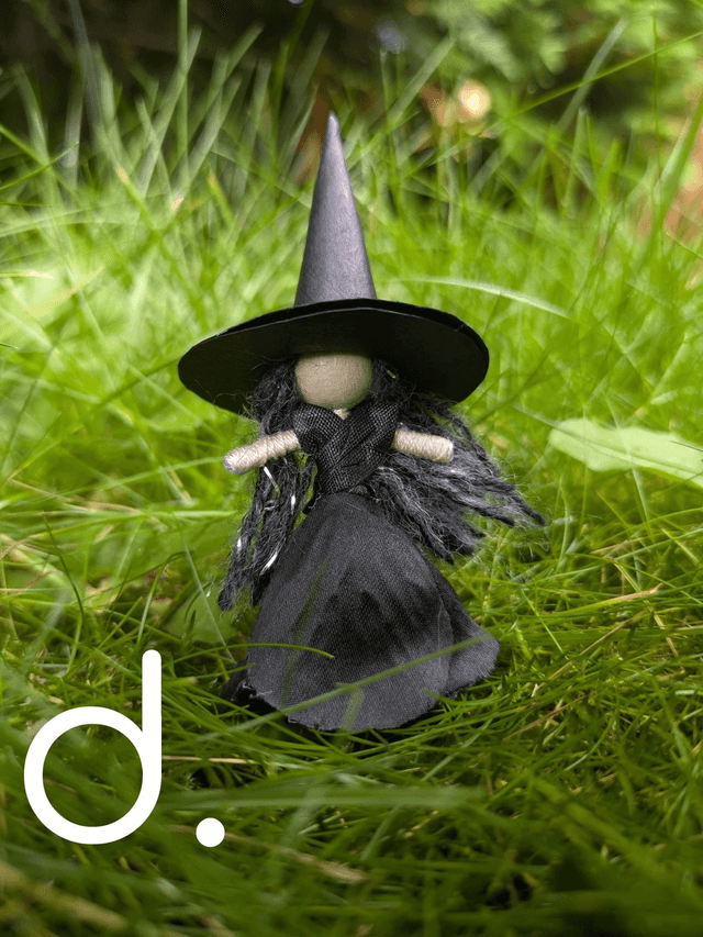 Mini Halloween Witches